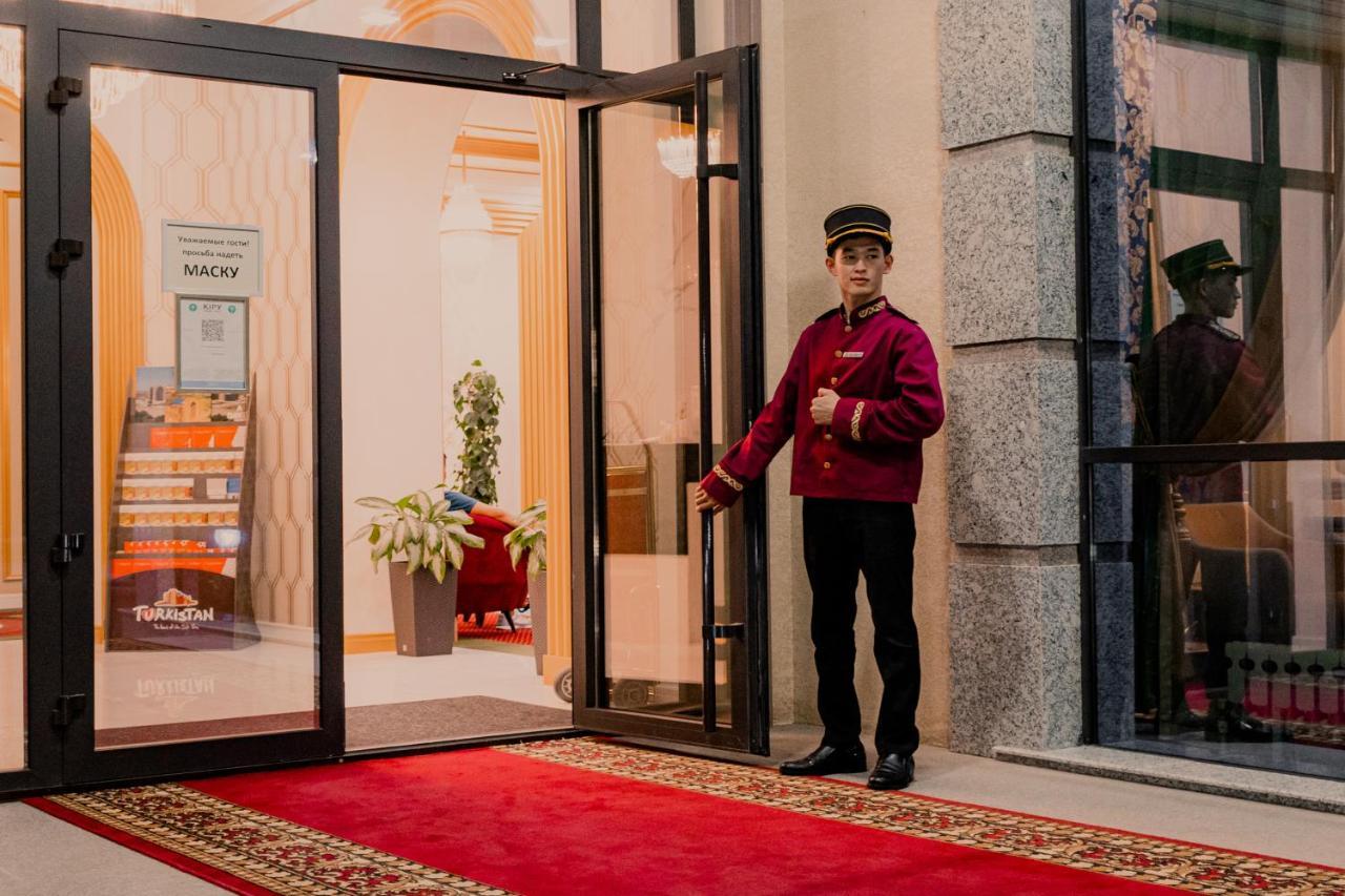 Boutique Hotel Silk Way Turkistan Extérieur photo