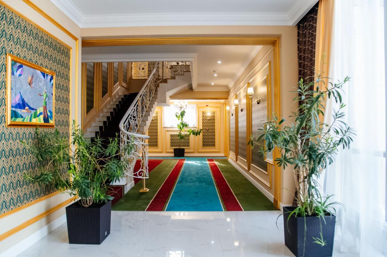Boutique Hotel Silk Way Turkistan Extérieur photo