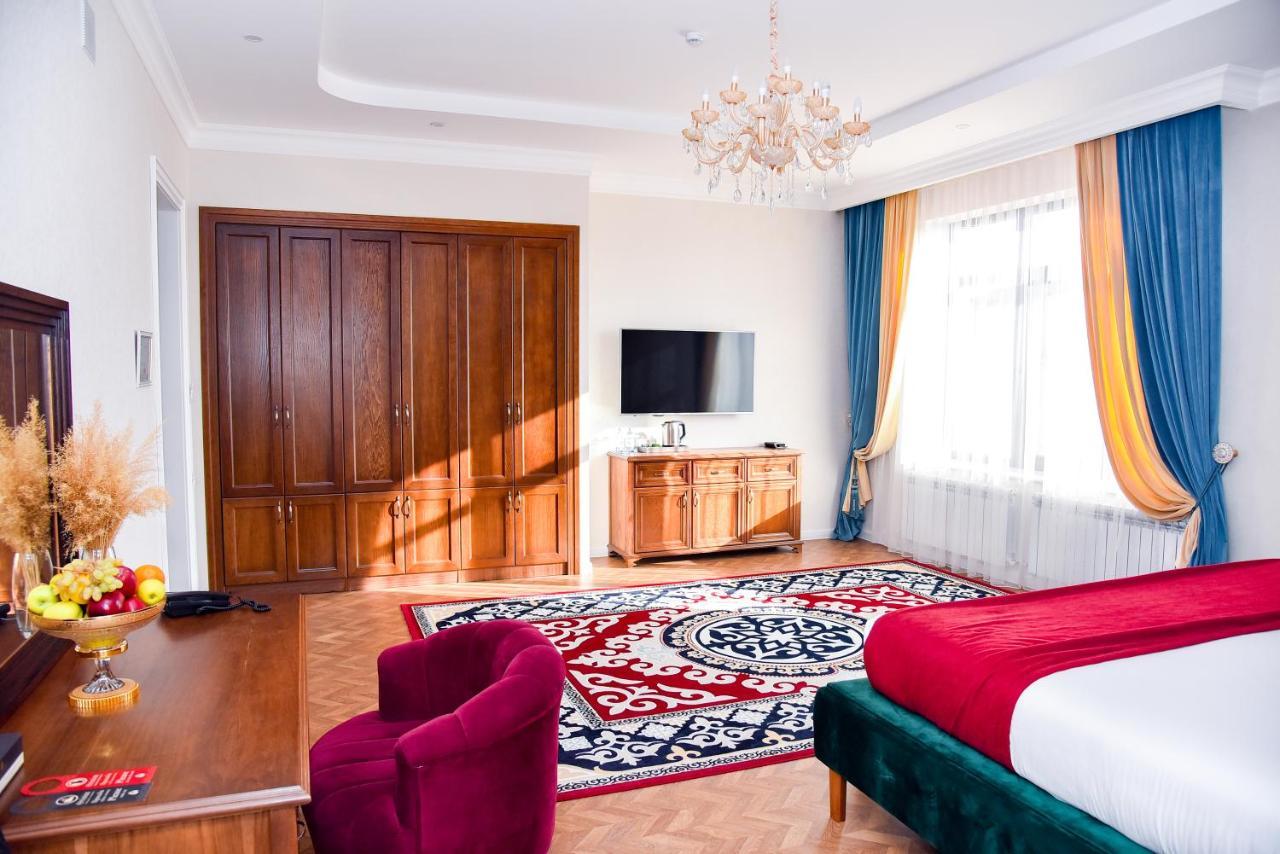 Boutique Hotel Silk Way Turkistan Extérieur photo